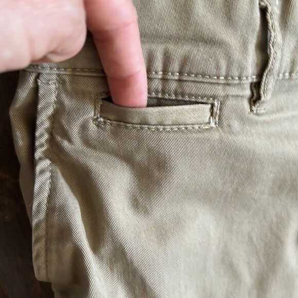 Quicksilver Khaki Straight Fit shorts Sz-32 - Picture 10 of 11